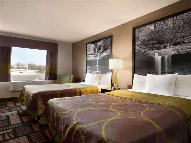Super 8 By Wyndham Akron S/Green/Uniontown Oh Εξωτερικό φωτογραφία