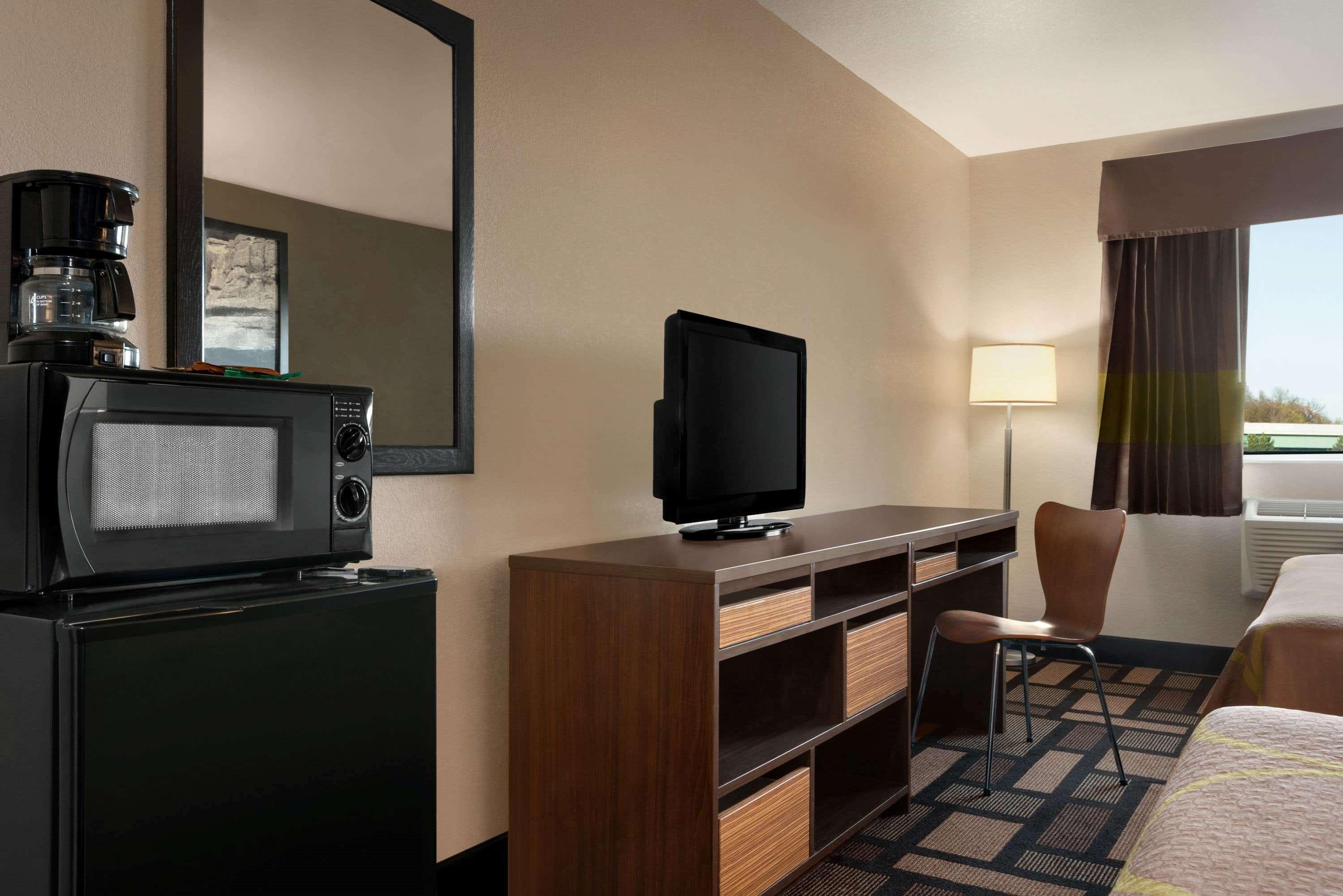 Super 8 By Wyndham Akron S/Green/Uniontown Oh Εξωτερικό φωτογραφία