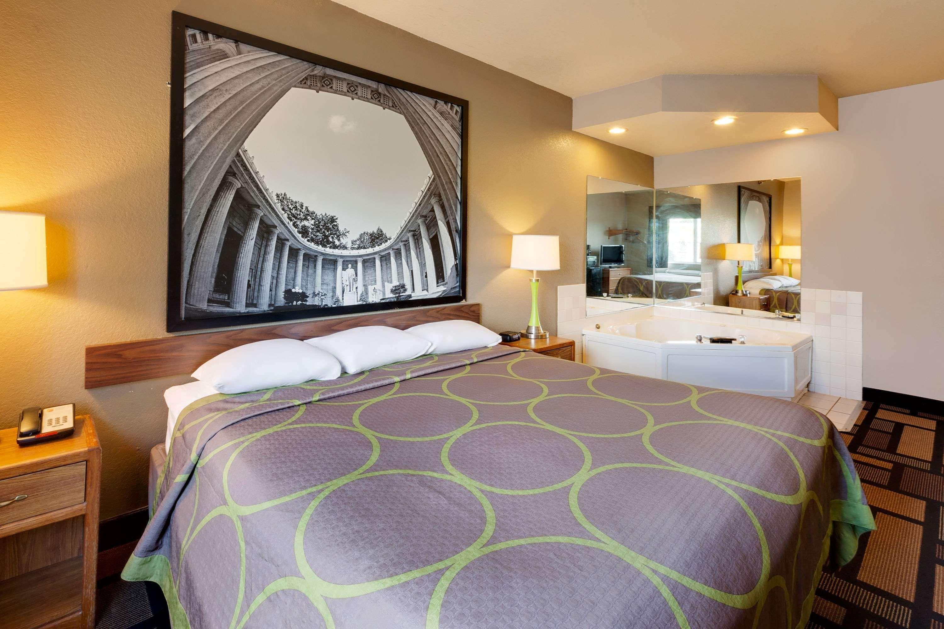 Super 8 By Wyndham Akron S/Green/Uniontown Oh Εξωτερικό φωτογραφία