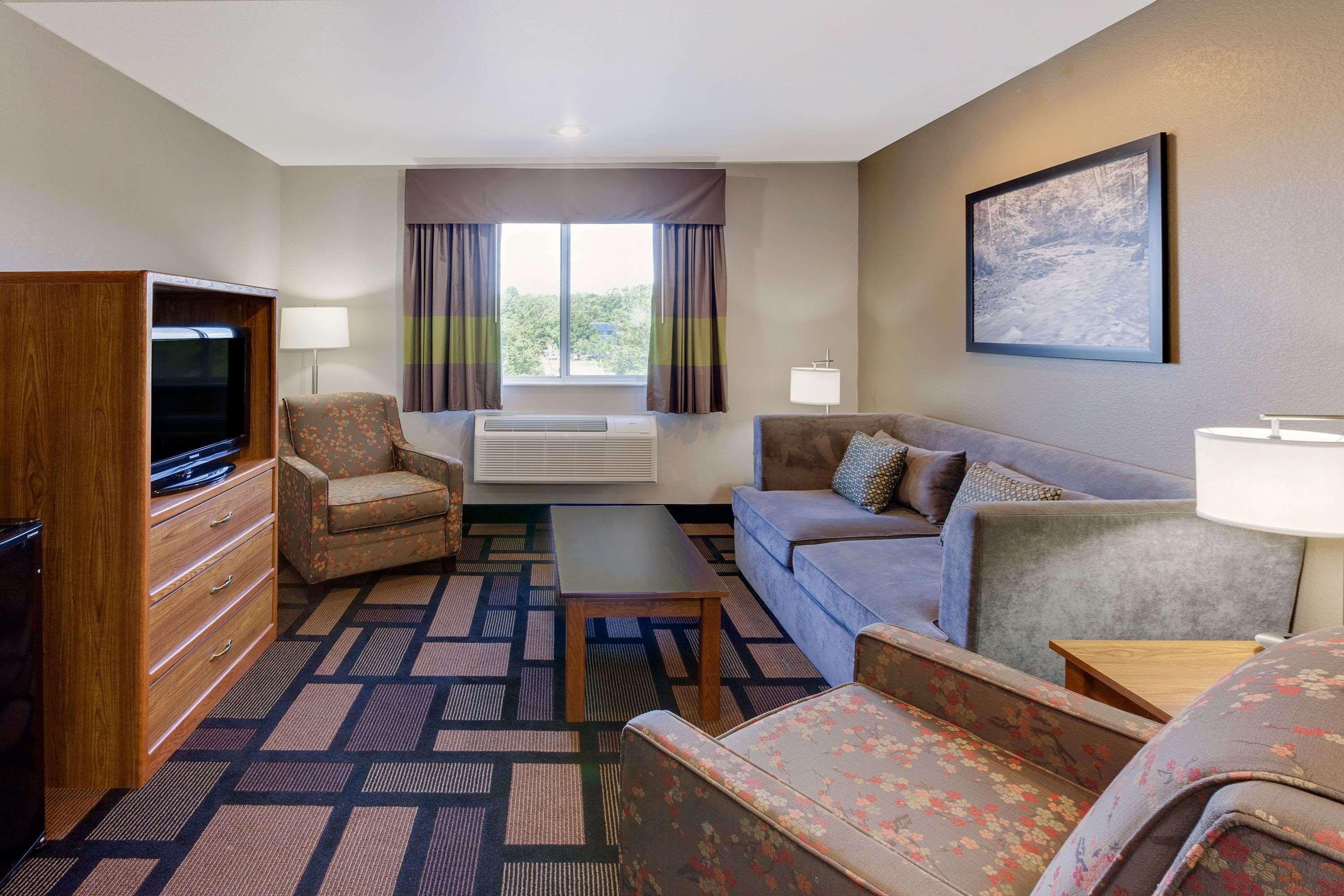 Super 8 By Wyndham Akron S/Green/Uniontown Oh Εξωτερικό φωτογραφία